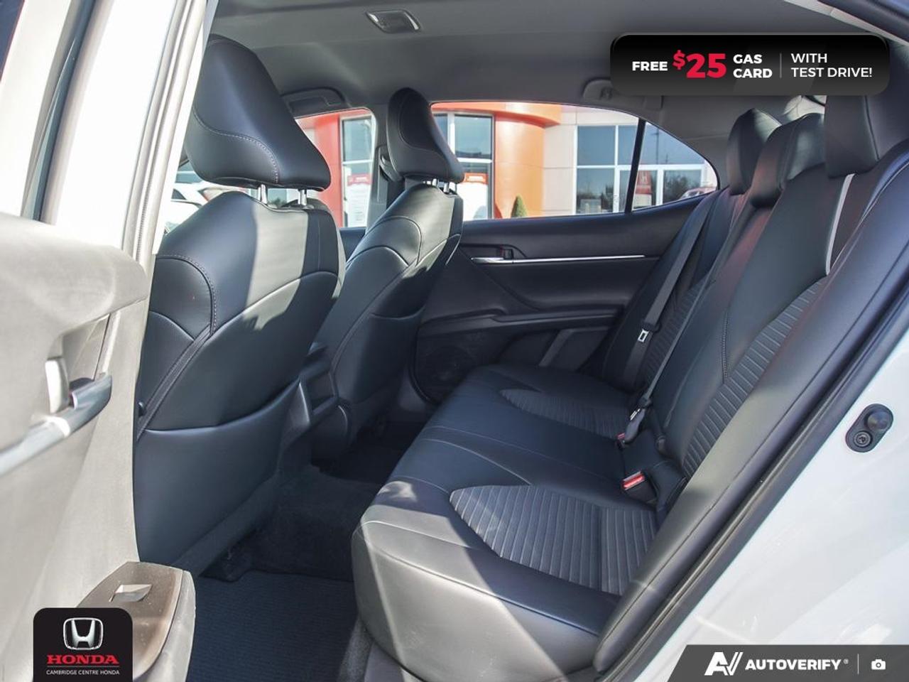 2023 Toyota Camry SE Photo