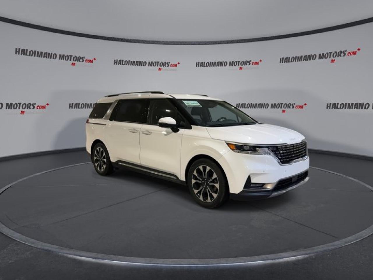 2023 Kia Carnival EX | Remote Start | Leather Seats | Heated Seats Photo