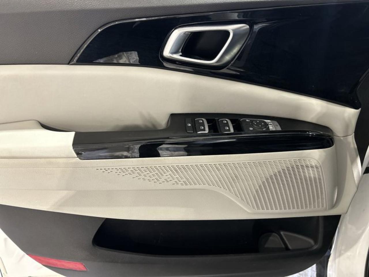 2023 Kia Carnival EX | Remote Start | Leather Seats | Heated Seats Photo