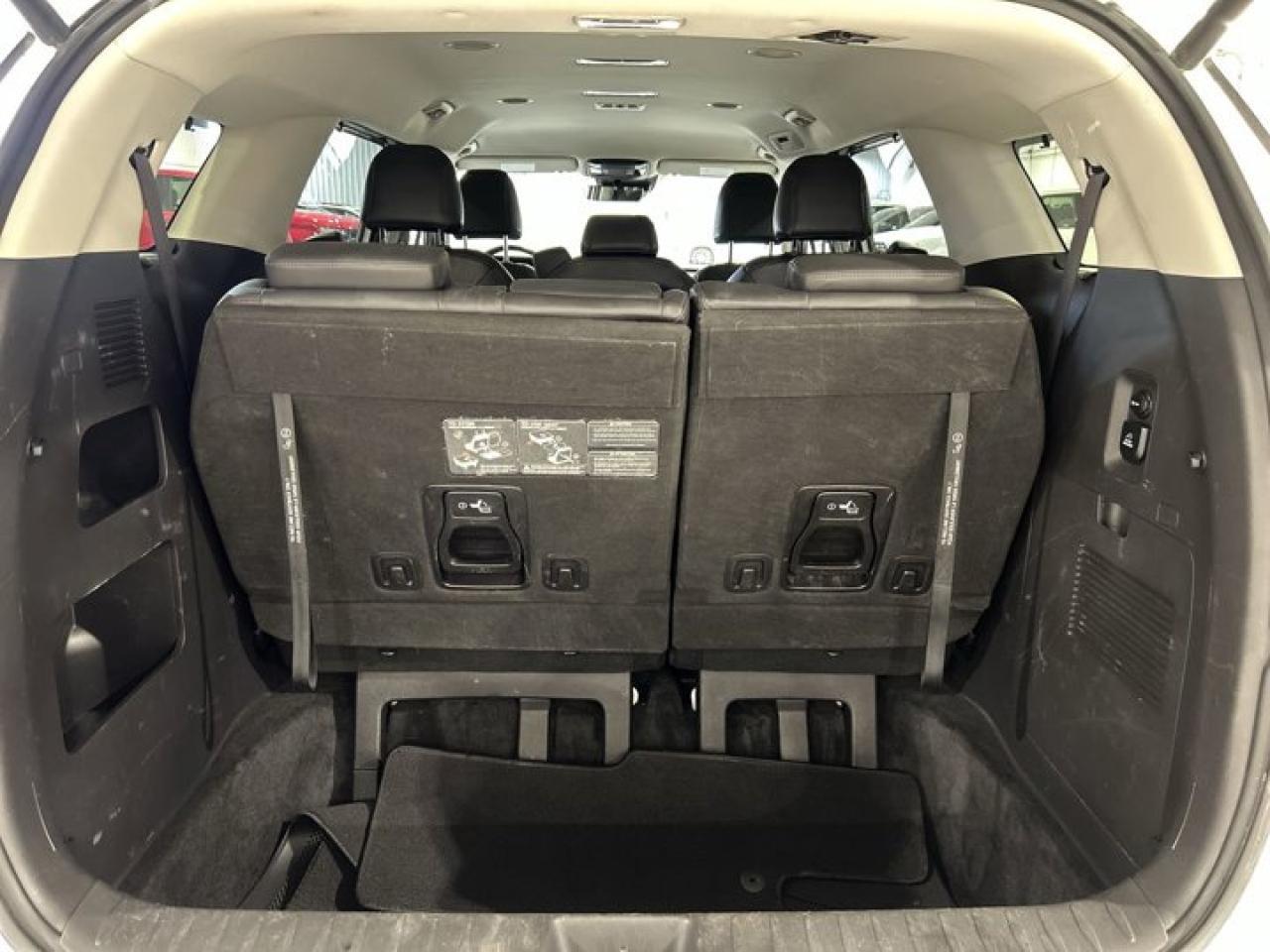 2023 Kia Carnival EX | Remote Start | Leather Seats | Heated Seats Photo