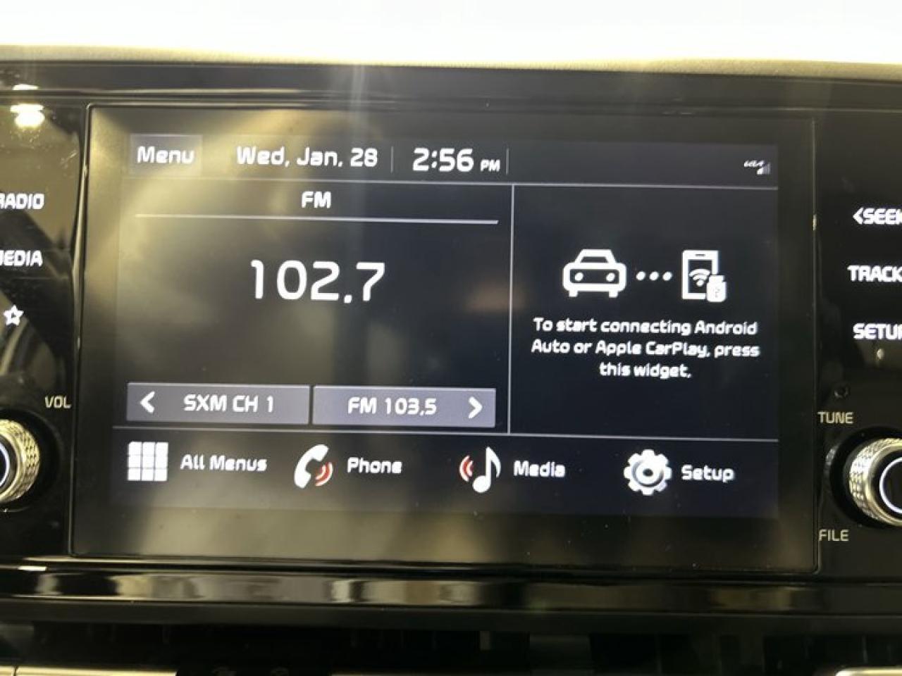 2023 Kia Carnival EX | Remote Start | Leather Seats | Heated Seats Photo