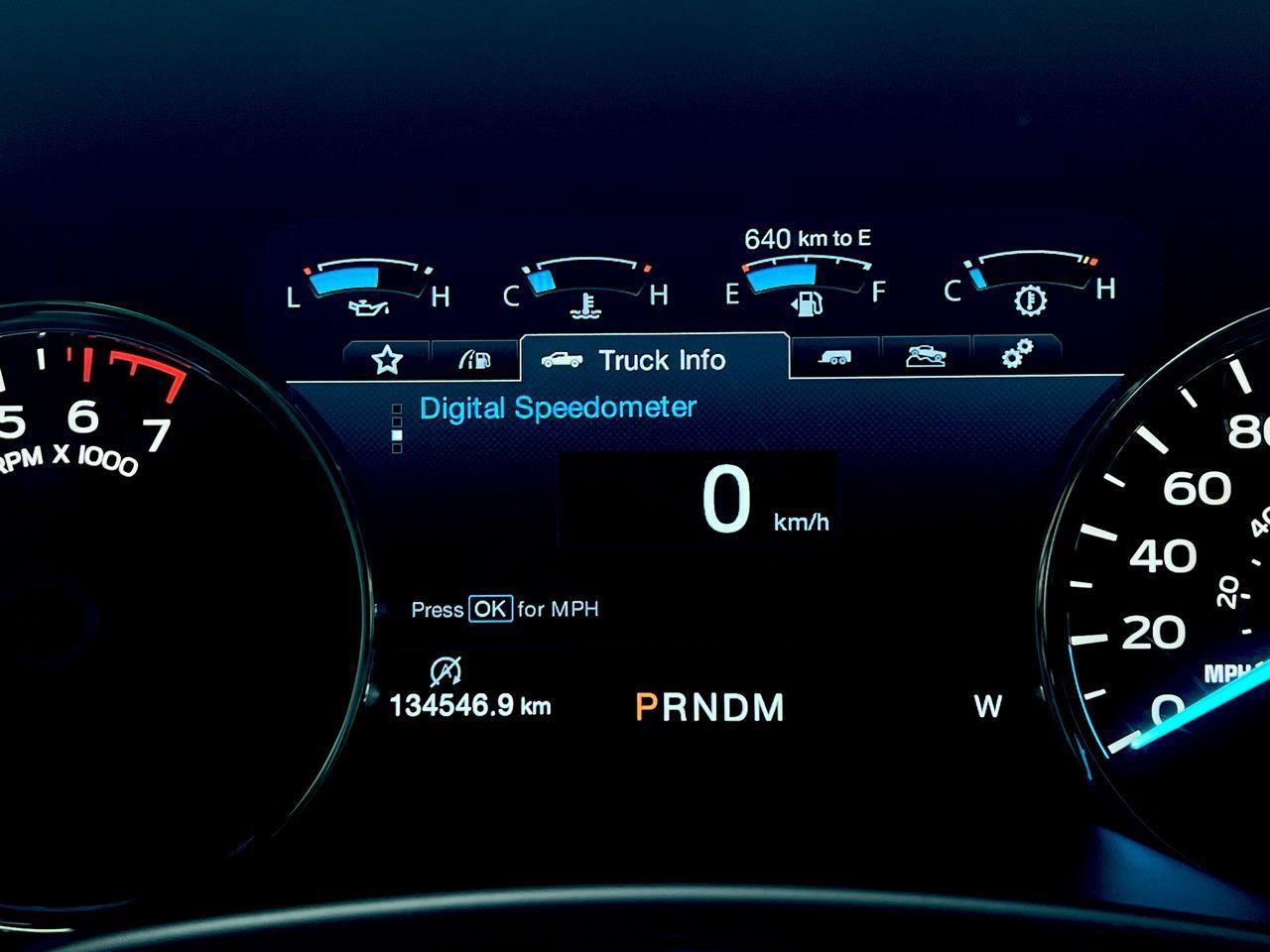 2020 Ford F-150 Lariat 4X4, MOONROOF, HEATED LEATHER SEATS, POWER LIFTGATE, NAV, BACK UP CAM!! Photo