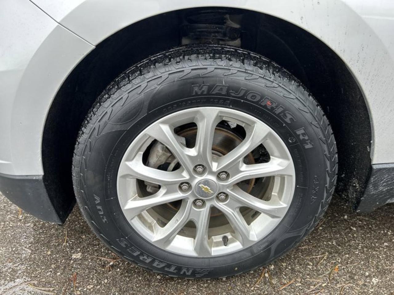 2020 Chevrolet Equinox LT Photo