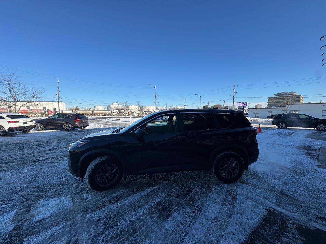 2023 Nissan Rogue S AWD AUTO A/C A/CARPLAY H/SEATS B/SPOT CAMERA Photo3