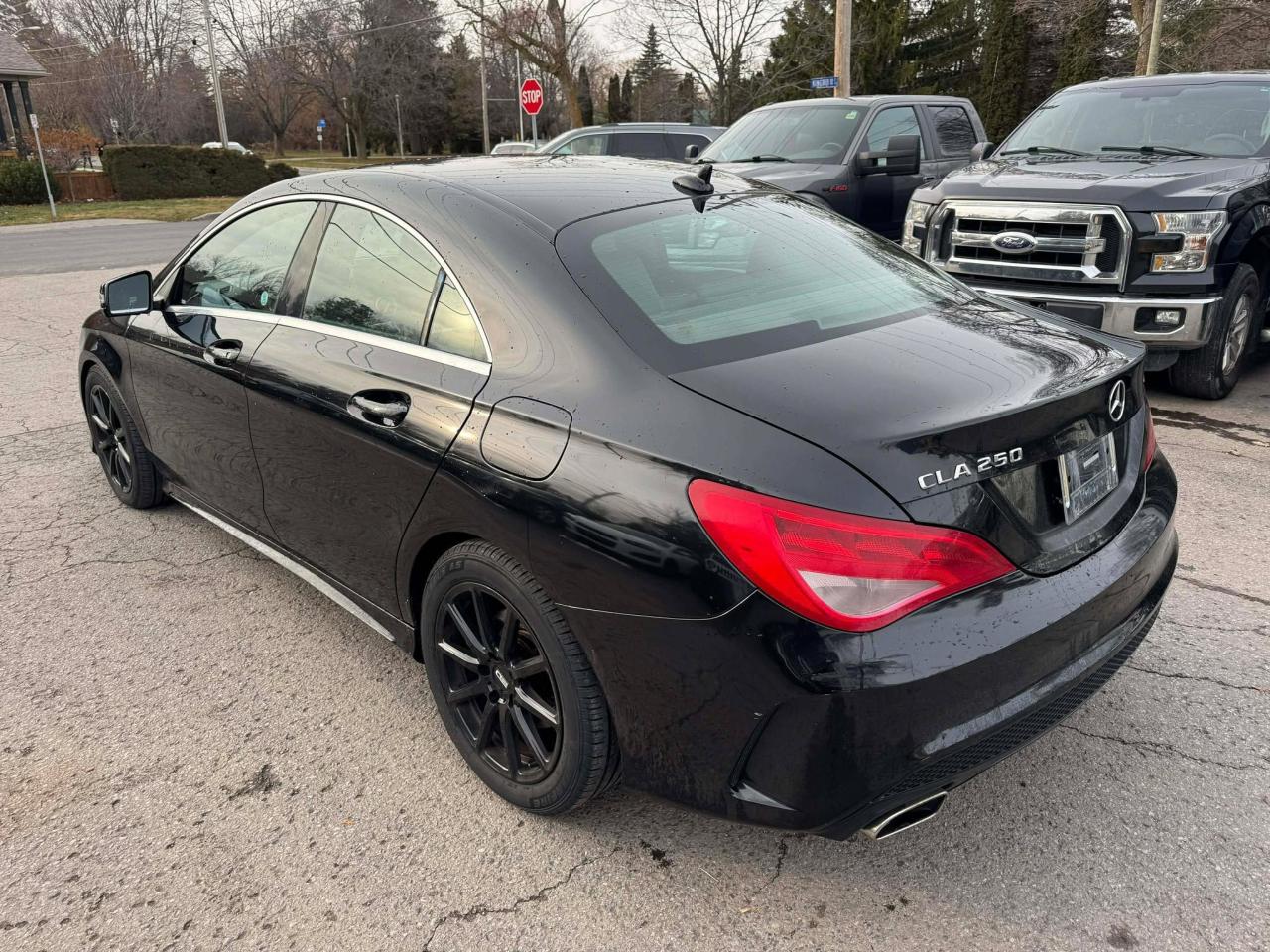 2016 Mercedes-Benz CLA-Class 4dr Sdn CLA 250 4MATIC Photo4