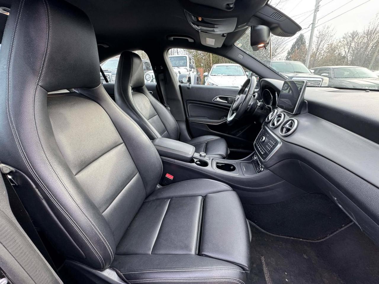 2016 Mercedes-Benz CLA-Class 4dr Sdn CLA 250 4MATIC - Photo #9