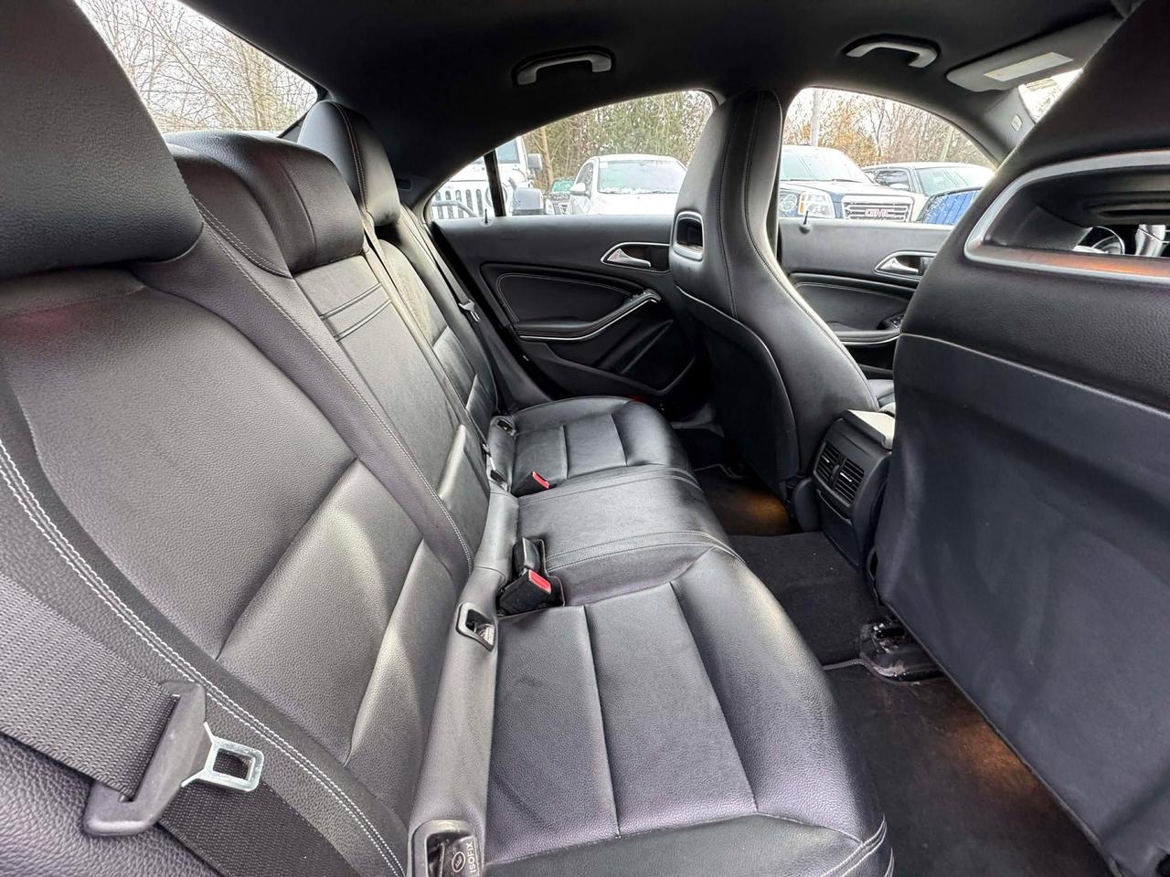 2016 Mercedes-Benz CLA-Class 4dr Sdn CLA 250 4MATIC Photo