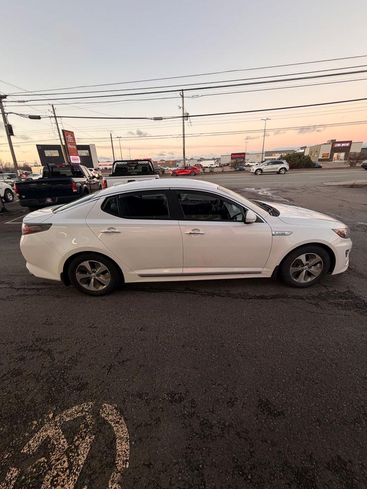 Kia Optima-1
