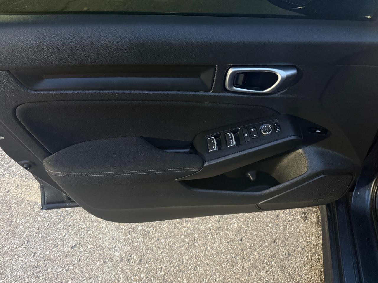 2024 Honda Civic LX-B - Photo #9