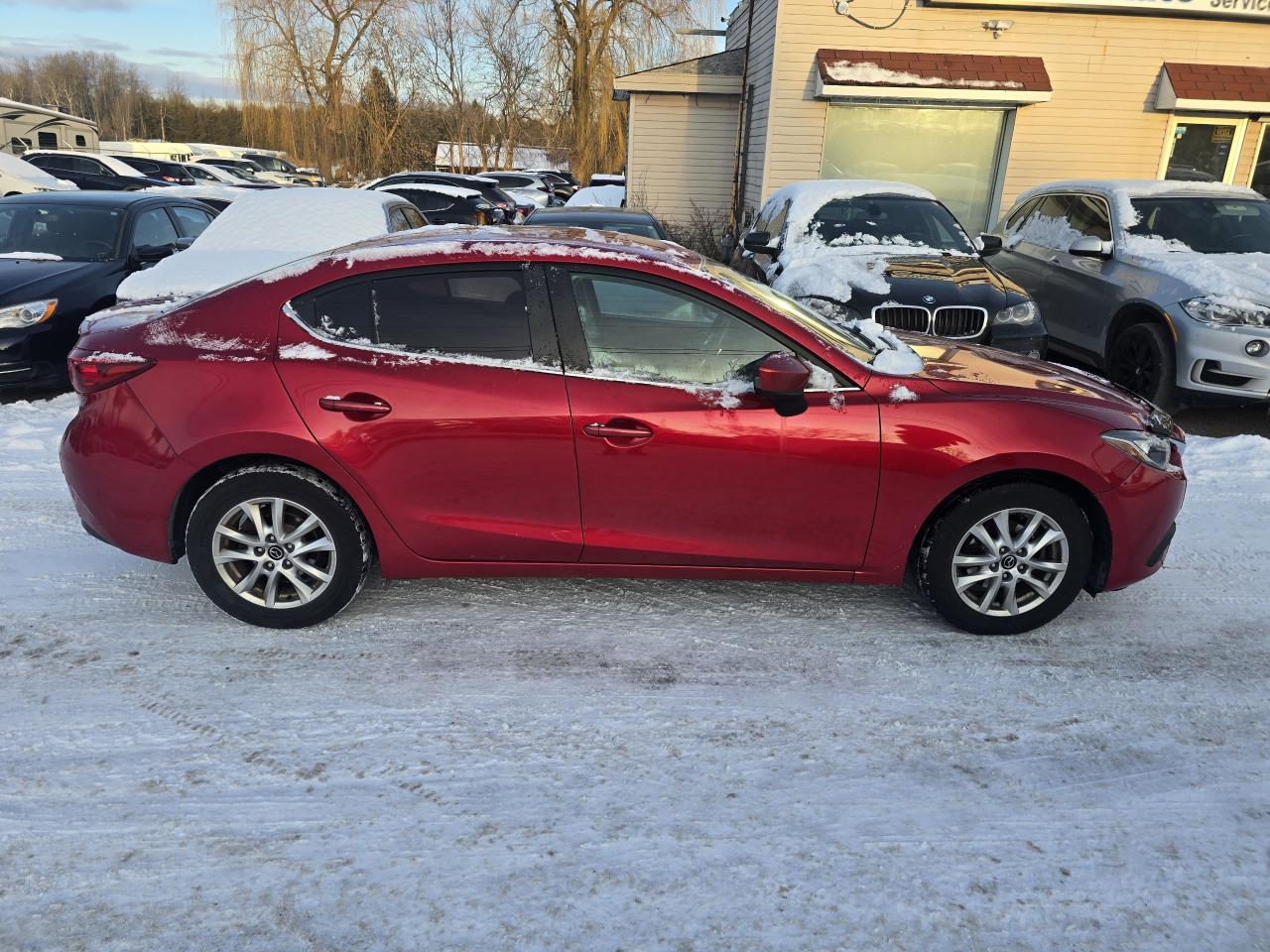2016 Mazda MAZDA3 GS - Photo #3