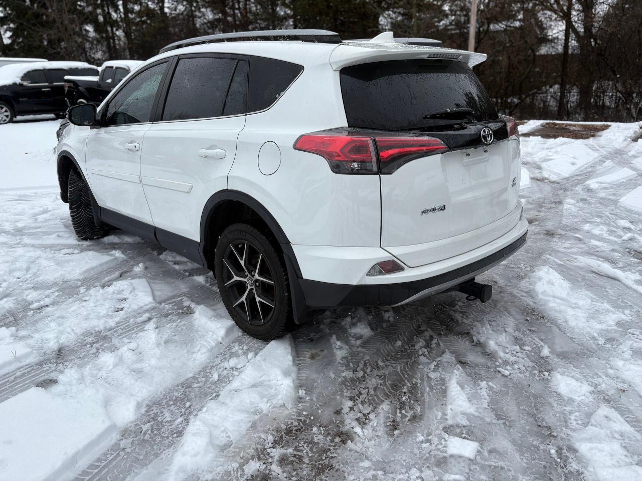 2017 Toyota RAV4 SE,AWD.LEATHER,NAV,SUNROOF,CERTIFIED,WARRANTY INCL Photo3