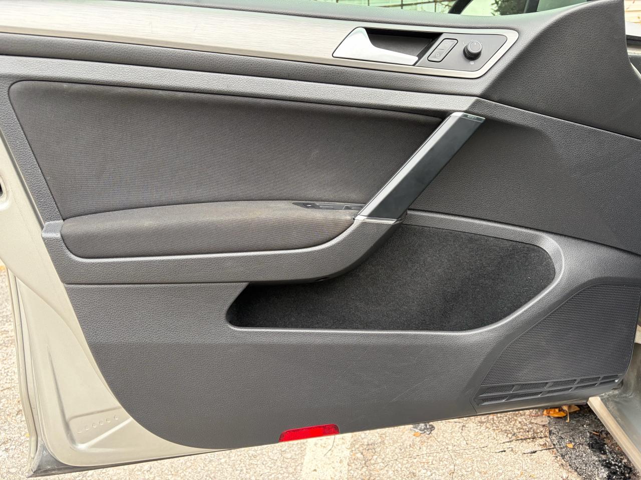 2015 Volkswagen Golf TRENDLINE - Photo #14