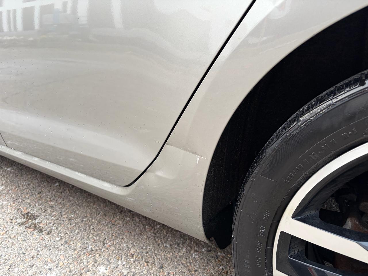 2015 Volkswagen Golf TRENDLINE - Photo #4