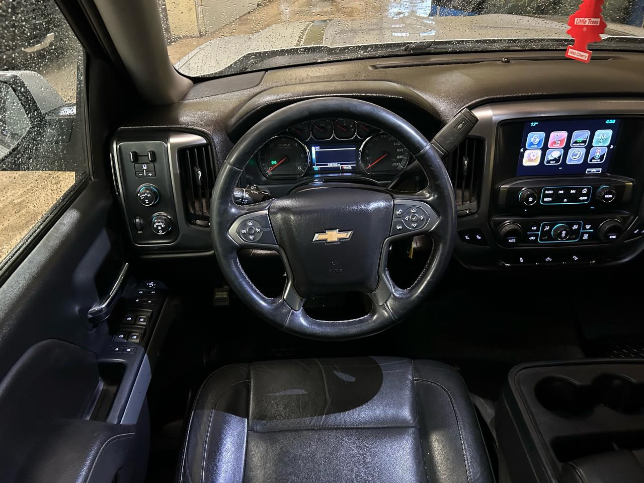 2018 Chevrolet Silverado 1500 LT - Photo #9