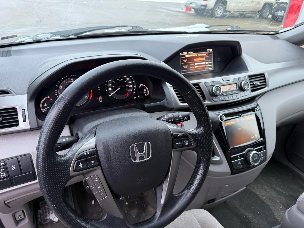 2016 Honda Odyssey EX Power door back up camera - Photo #8