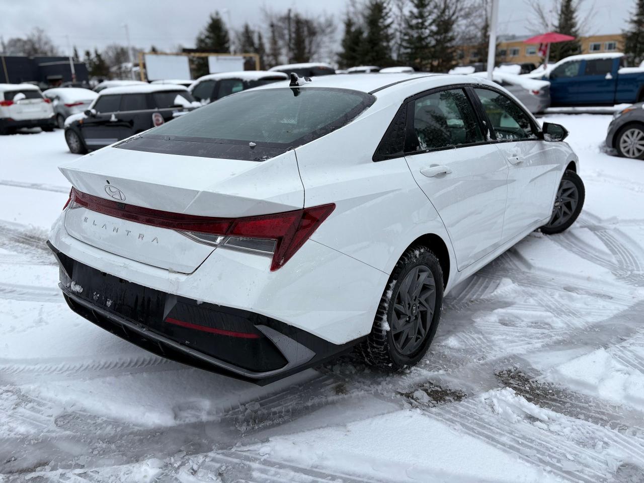 2024 Hyundai Elantra ONE OWNER,NO ACCIDENT HISTORY,SAFETY+WARRANTY INCL Photo2