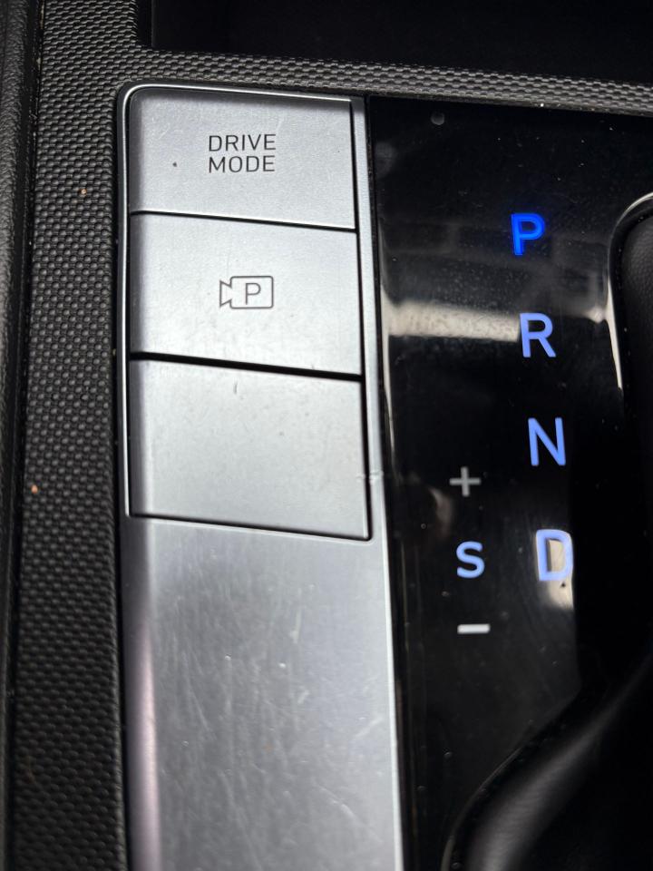 2024 Hyundai Elantra PREFERRED,ONE OWNER,CLEAN CARFAX,SAFETY+WARRANTY Photo