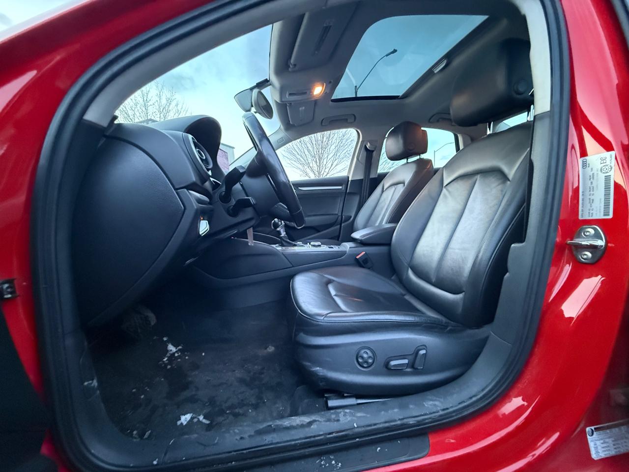 2015 Audi A3 2.0T Komfort | HEATED SEATS | ROOF | AWD Photo19