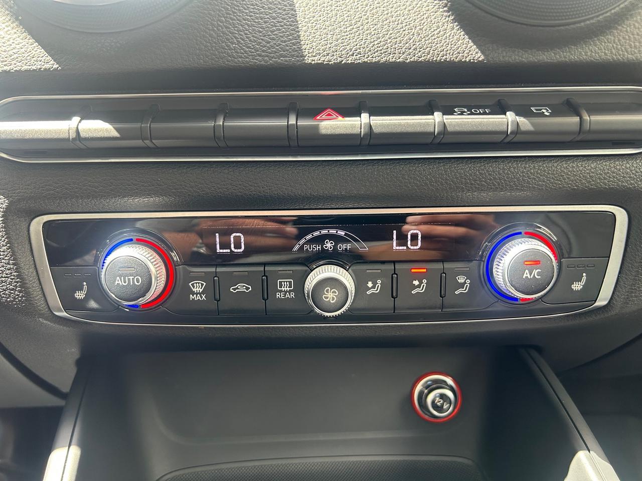 2015 Audi A3 2.0T Komfort | HEATED SEATS | ROOF | AWD - Photo #25