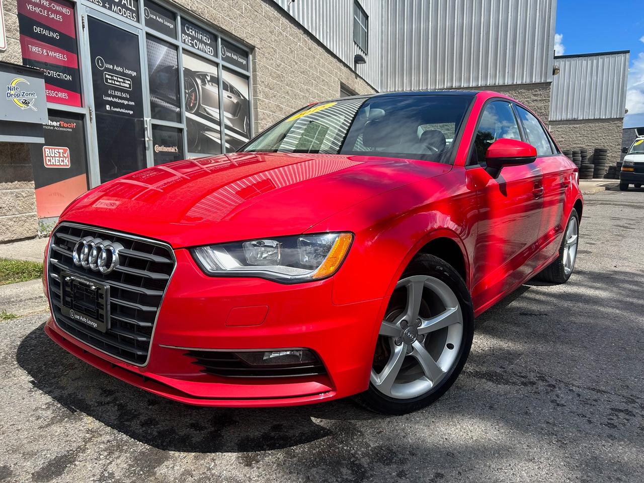 2015 Audi A3 2.0T Komfort | HEATED SEATS | ROOF | AWD - Photo #2