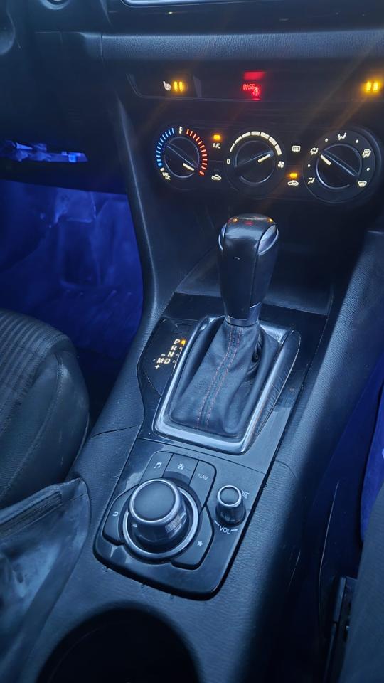 2016 Mazda MAZDA3 4DR HB SPORT AUTO GS - Photo #16