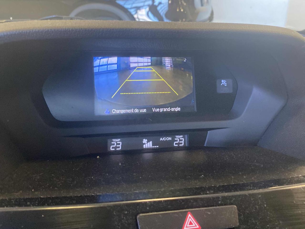 2017 Acura ILX BASE | LEATHER | SUPER LOW KM!!! Photo14