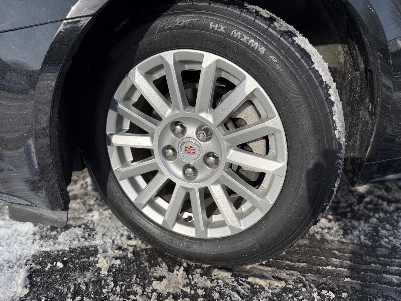 2011 Cadillac CTS RWD | LEATHER | SUPER LOW MILEAGE!! Photo37