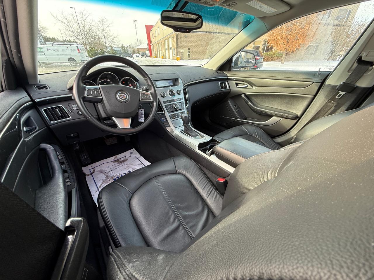 2011 Cadillac CTS RWD | LEATHER | SUPER LOW MILEAGE!! Photo15