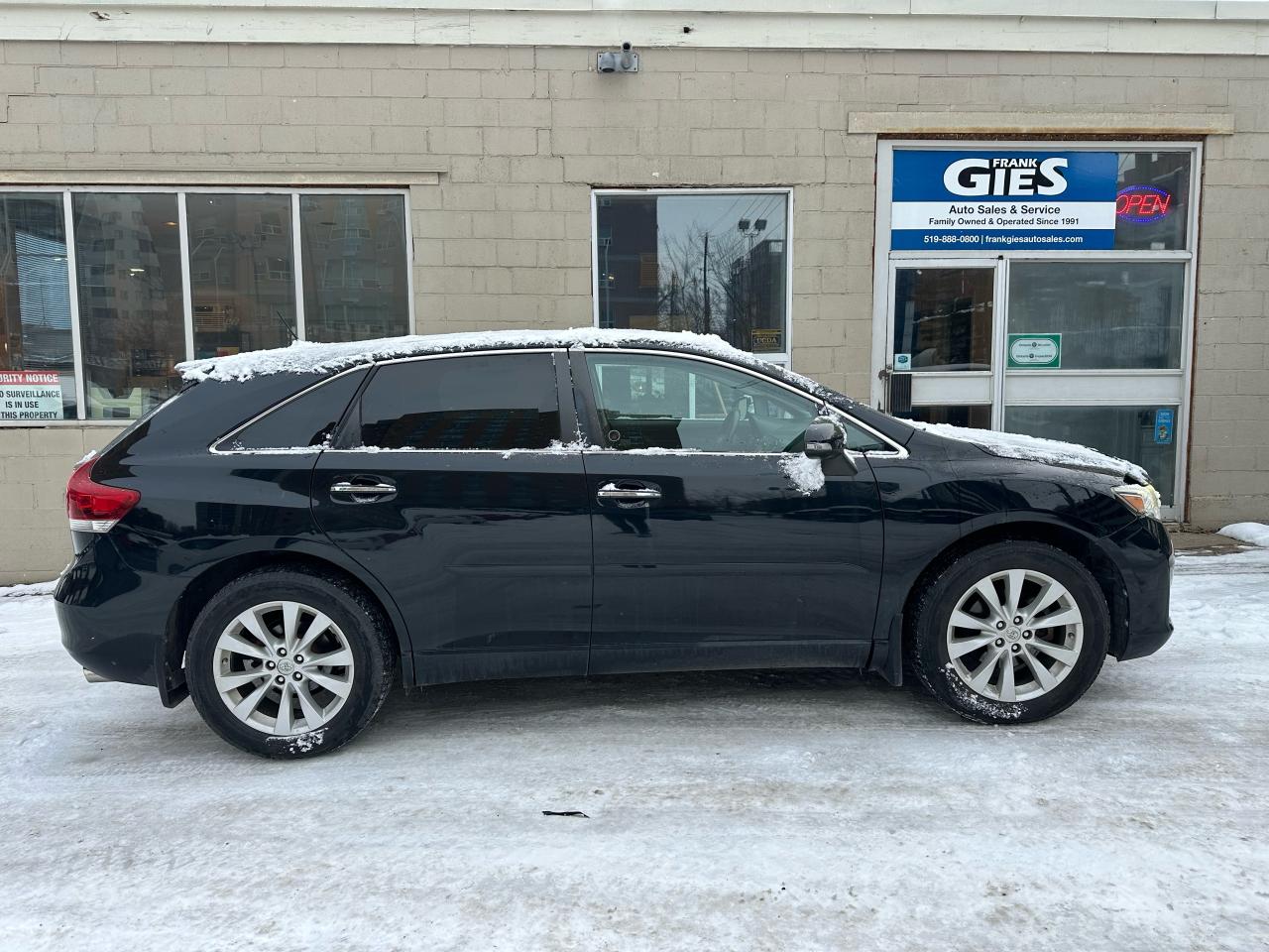 2013 Toyota Venza XLE AWD - Photo #2