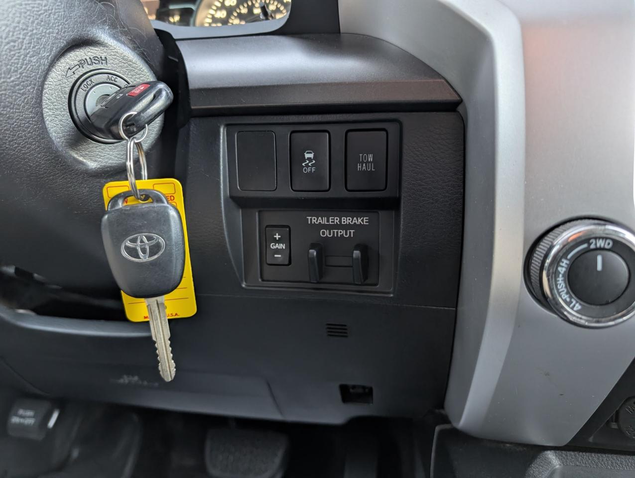 2018 Toyota Tundra 4x4 Double Cab SR5 Plus 5.7L | Backup Camera - Photo #15