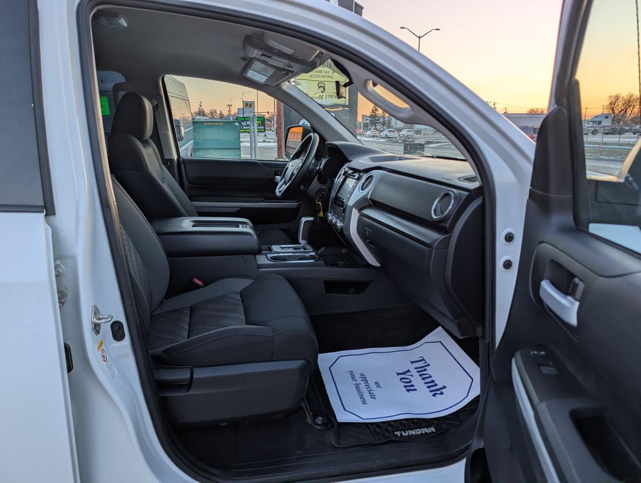 2018 Toyota Tundra 4x4 Double Cab SR5 Plus 5.7L | Backup Camera - Photo #18