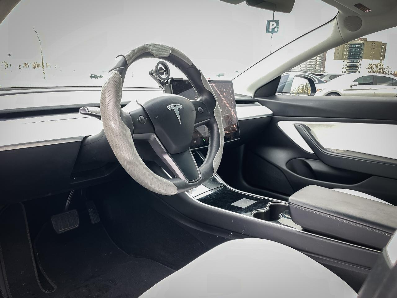 2019 Tesla Model 3 Long Range AWD | NO ACCIDENTS | CLEAN CARFAX | - Photo #5