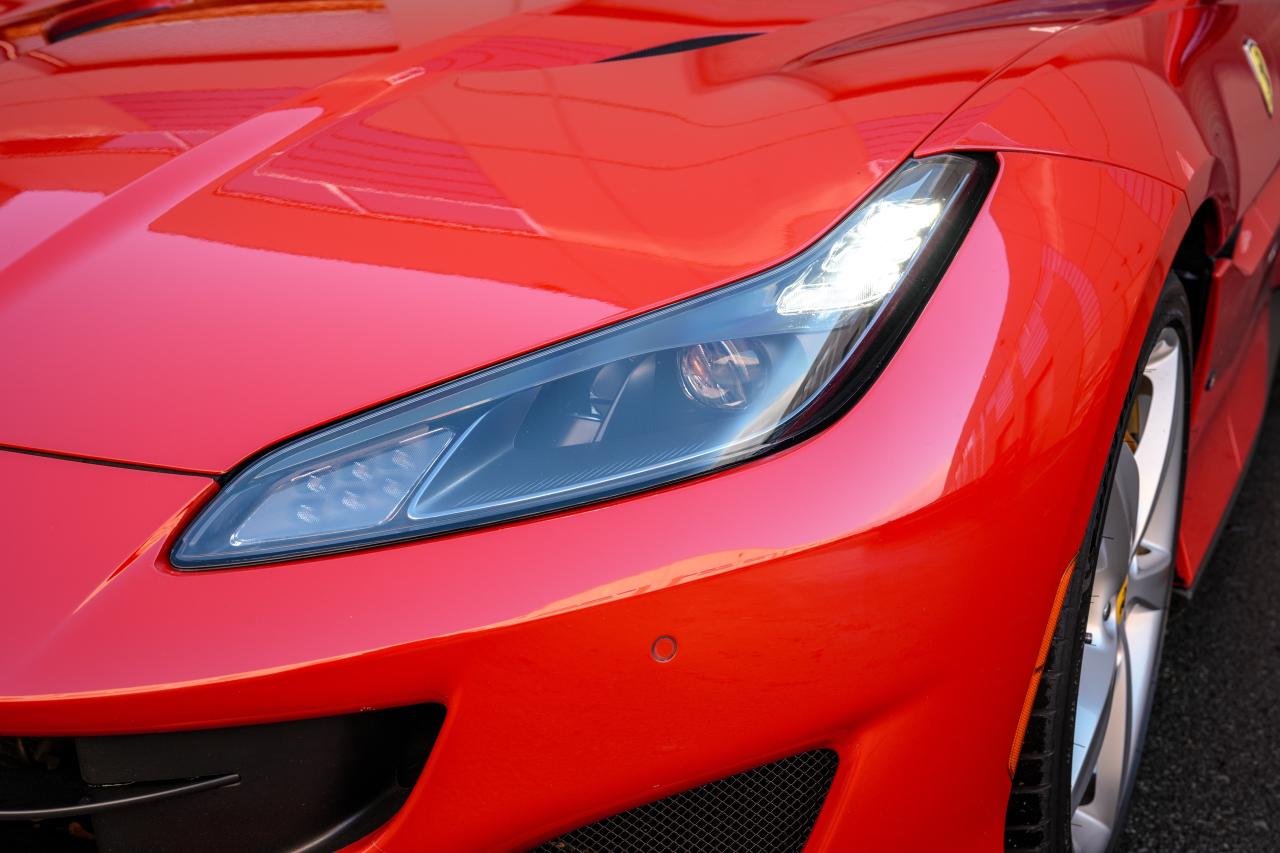 2019 Ferrari Portofino Convertible - Photo #6