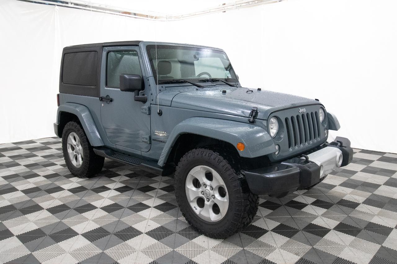 2014 Jeep Wrangler Sahara Photo4