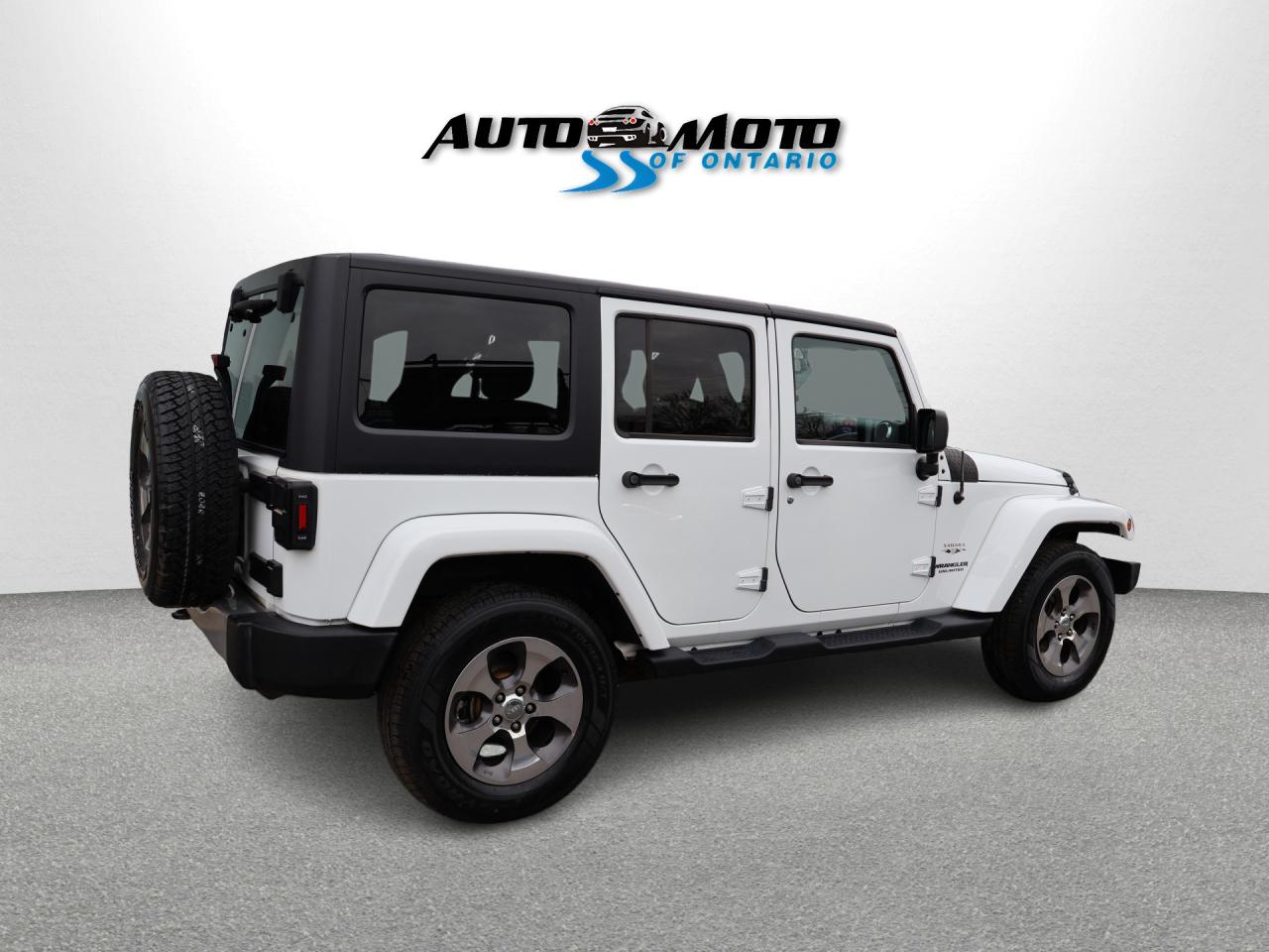 2017 Jeep Wrangler V6 UNLIMITED SAHARA 4WD CERTIFIED NAV BLUETOOTH CRUISE ALLOYS - Photo #6