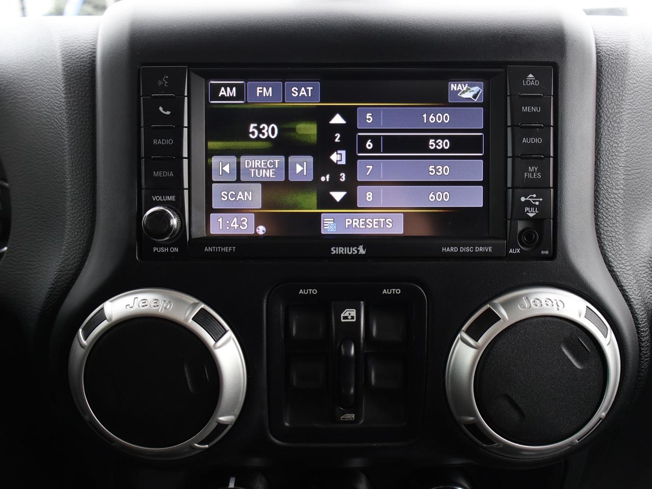 2017 Jeep Wrangler V6 UNLIMITED SAHARA 4WD CERTIFIED NAV BLUETOOTH CRUISE ALLOYS Photo