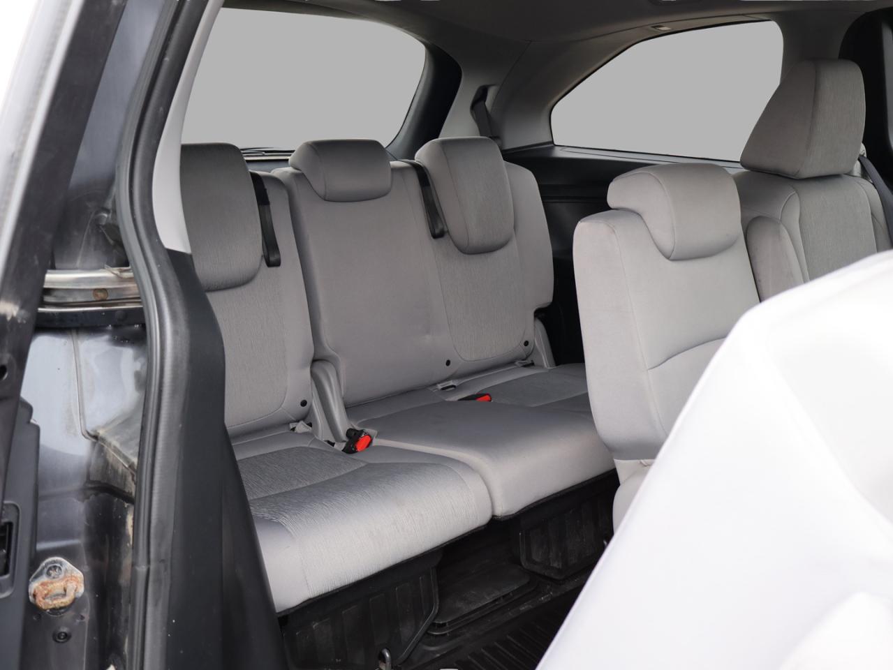 2018 Honda Odyssey EX CERTIFIED *HONDA MAINTAIN*8 SEATS* DVD CAMERA BLUETOOTH SUNROOF HEATED LANE DEPARTURE CRUISE ALLOYS - Photo #16