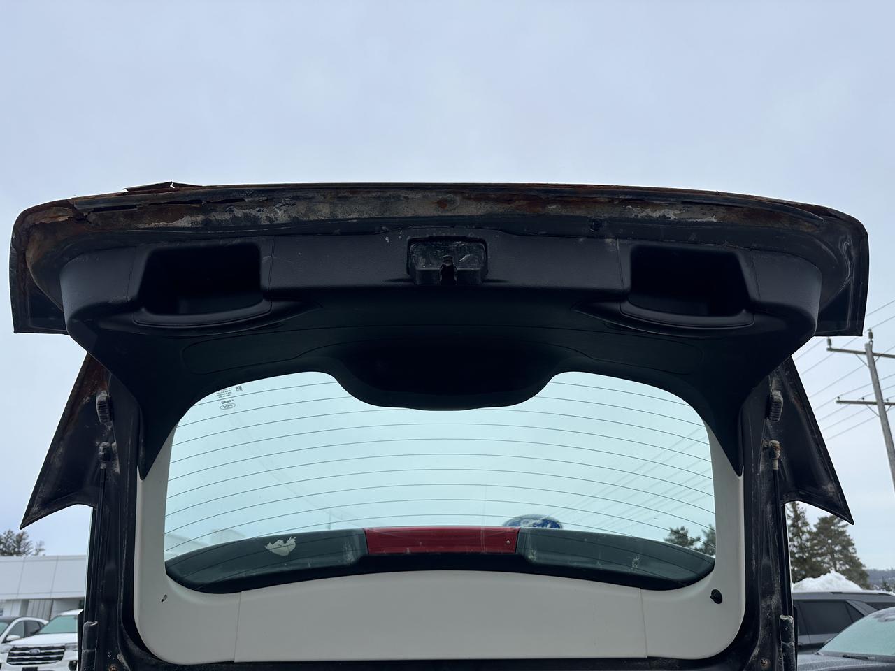 2015 Ford Focus SE Hatchback FWD Photo