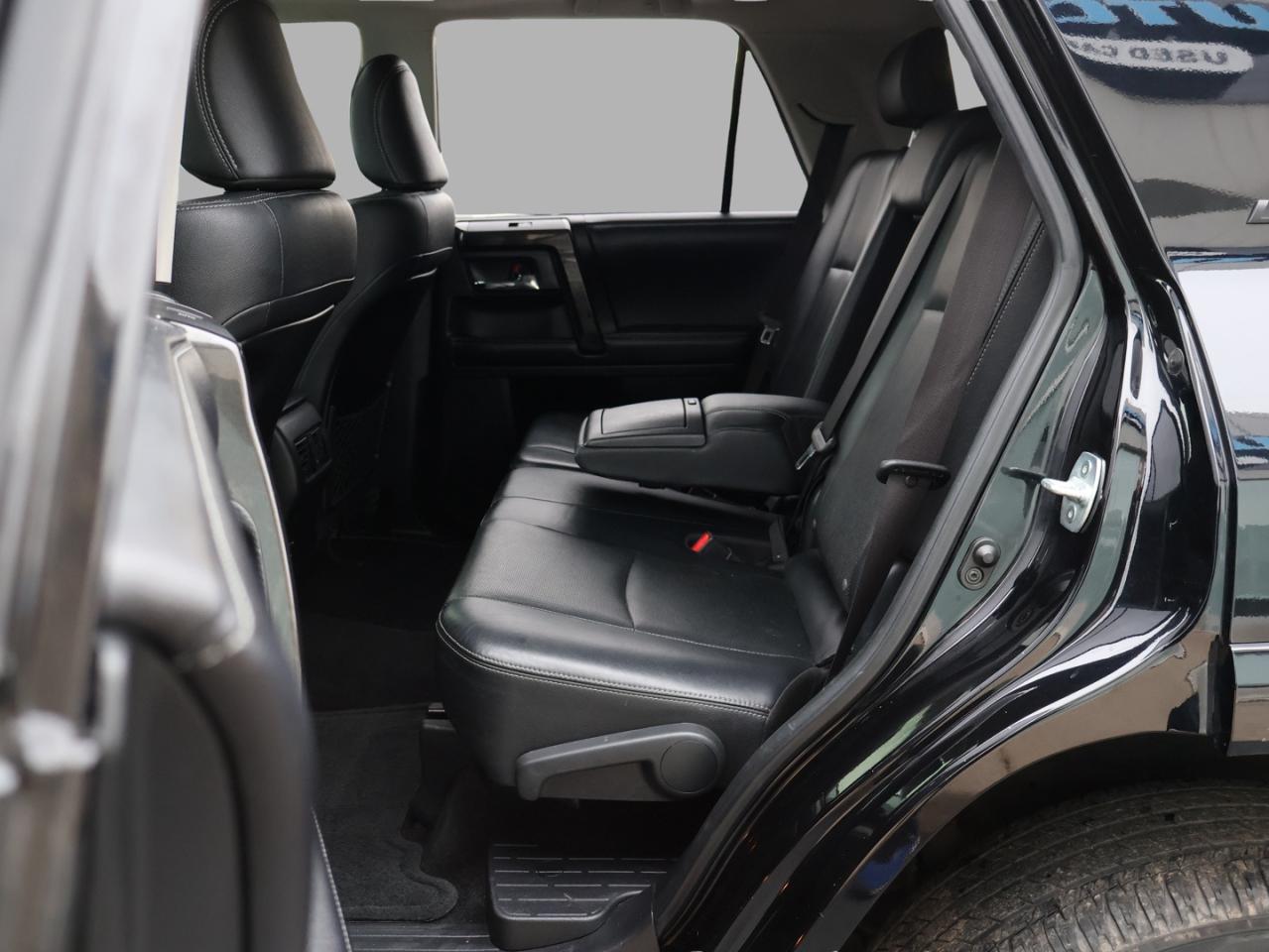 2019 Toyota 4Runner LIMITED-NIGHSHADE EDITION 4WD CERTIFIED *TOYOTA MAITAIN*7 SEATS* CAMERA NAV BLUETOOTH LEATHER HEAT/COLD SUNROOF CRUISE ALLOYS - Photo #14