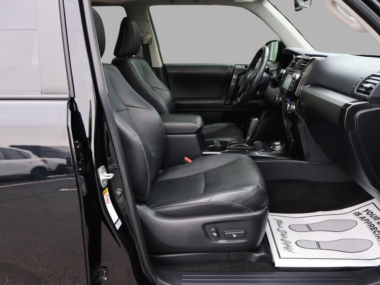 2019 Toyota 4Runner LIMITED-NIGHSHADE EDITION 4WD CERTIFIED *TOYOTA MAITAIN*7 SEATS* CAMERA NAV BLUETOOTH LEATHER HEAT/COLD SUNROOF CRUISE ALLOYS - Photo #17