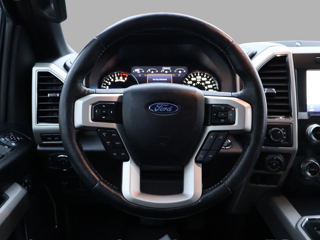 2019 Ford F-150 V8 LARIAT 4WD CERTIFIED *1 OWNER*ACCIDENT FREE* CAMERA NAV BLUETOOTH LEATHER COOL/HEAT SEAT/STEERING P.SENSORS CRUISE ALLOYS - Photo #9