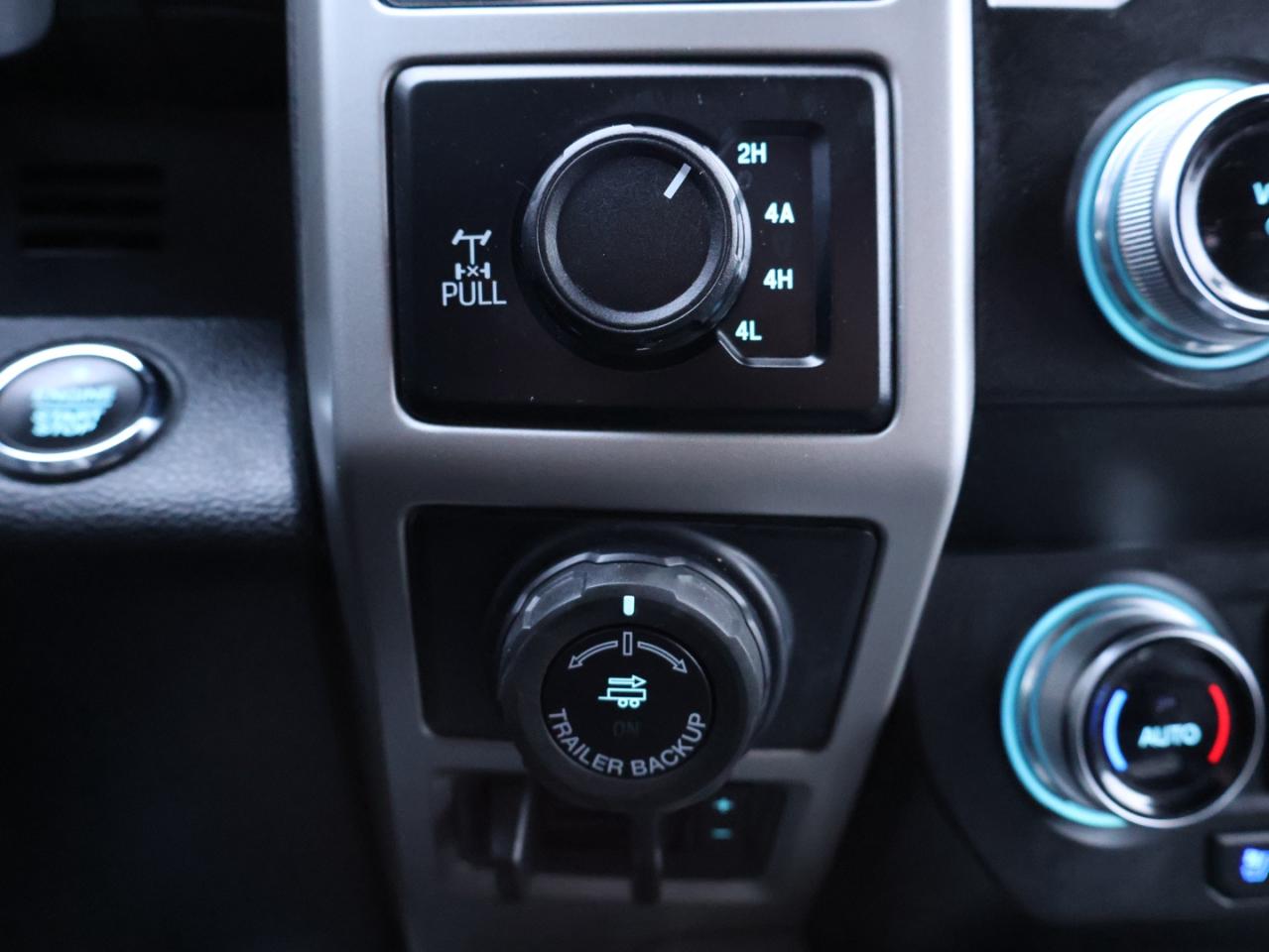 2019 Ford F-150 V8 LARIAT 4WD CERTIFIED *1 OWNER*ACCIDENT FREE* CAMERA NAV BLUETOOTH LEATHER COOL/HEAT SEAT/STEERING P.SENSORS CRUISE ALLOYS - Photo #24