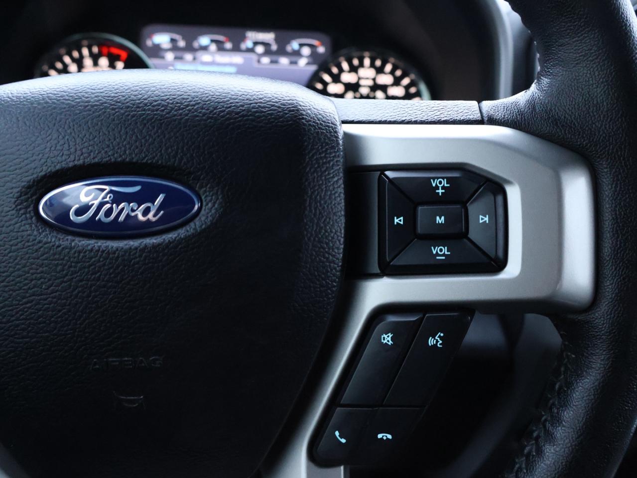 2019 Ford F-150 V8 LARIAT 4WD CERTIFIED *1 OWNER*ACCIDENT FREE* CAMERA NAV BLUETOOTH LEATHER COOL/HEAT SEAT/STEERING P.SENSORS CRUISE ALLOYS - Photo #34