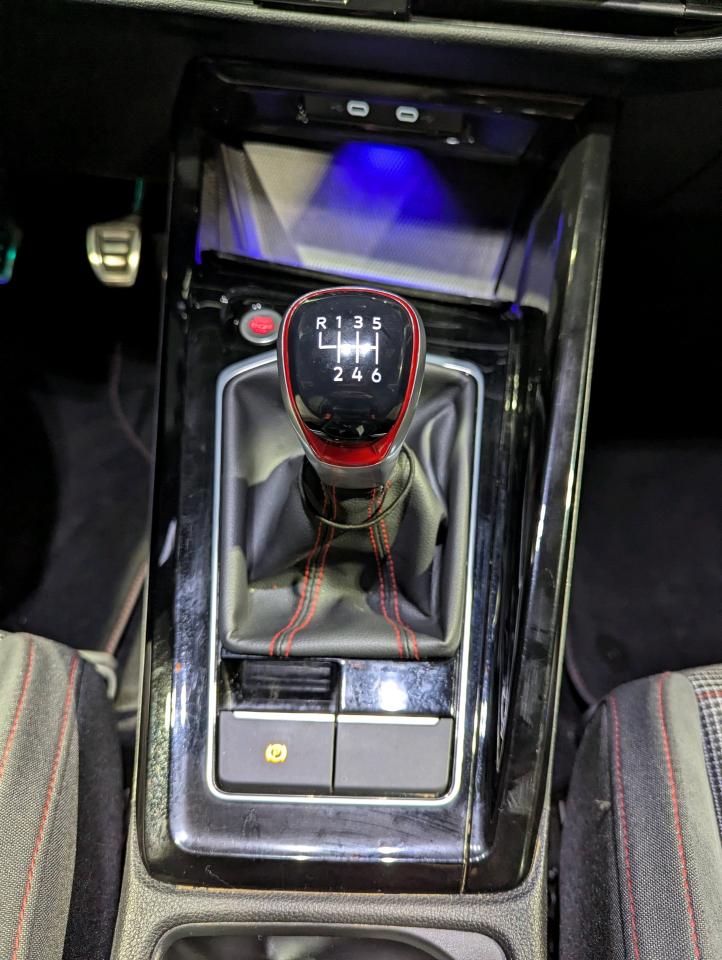 2024 Volkswagen Golf GTI 380 Autobahn Manual Photo