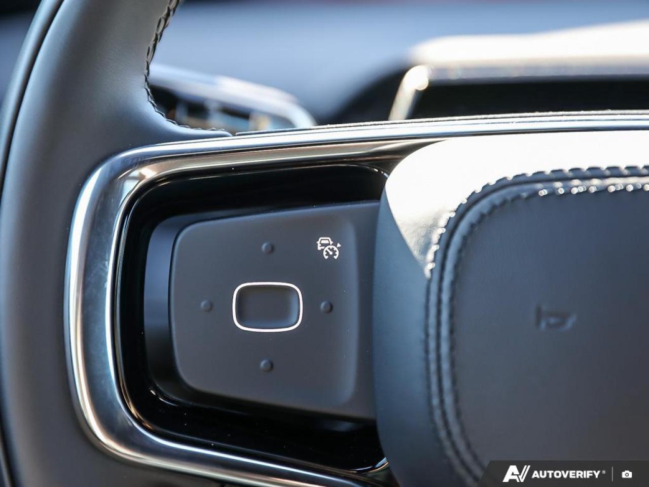 2025 Lincoln Nautilus Reserve 202A PKG | 360 CAMERA | HEATED STEERING WHEEL | JET APPEARANCE PKG | Photo