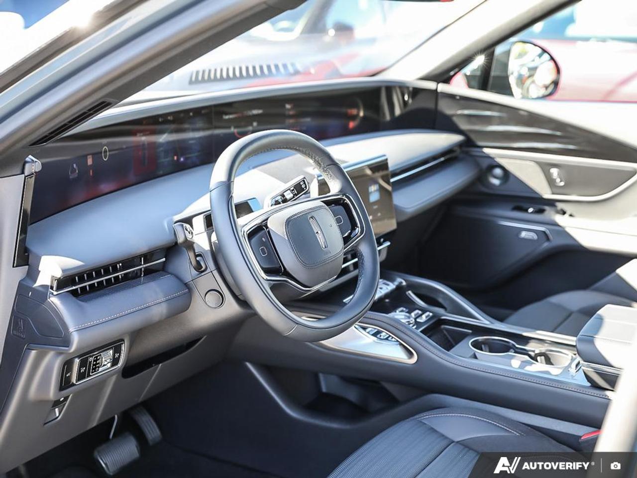 2025 Lincoln Nautilus Reserve DEMO 202A PKG | 360 CAMERA | HEATED STEERING WHEEL | JET APPEARANCE PKG | Photo