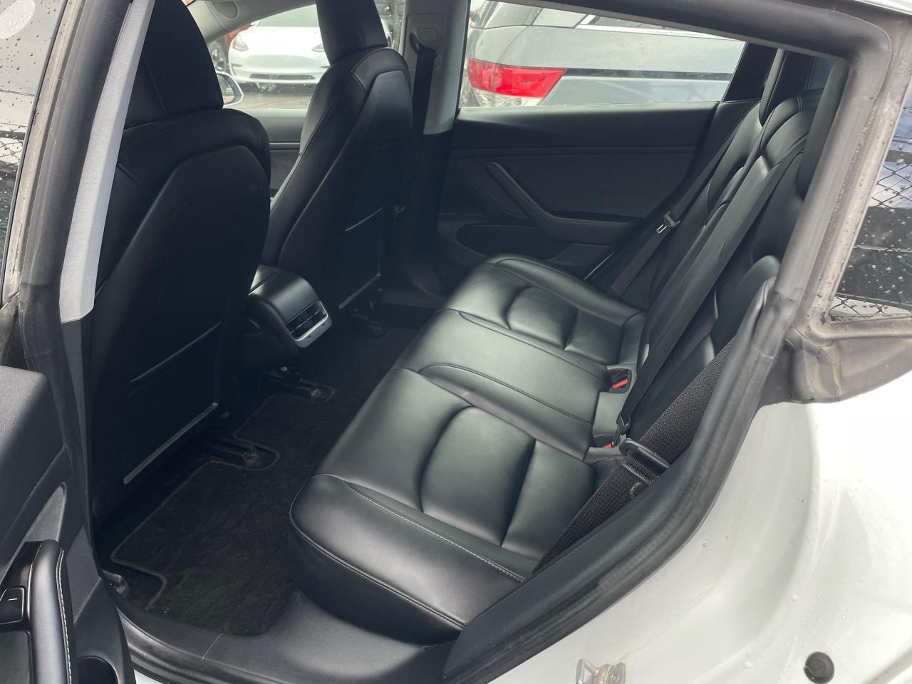 2020 Tesla Model 3 Standard Range Plus *TOW HITCH, NAV, BACKUP CAM* - Photo #20