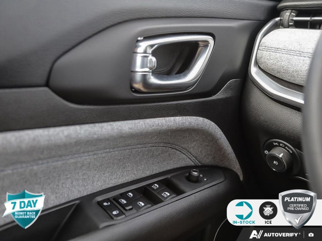 2025 Jeep Compass North POWER LIFTGATE | REMOTE START | HEATED SEATS & WHE Photo