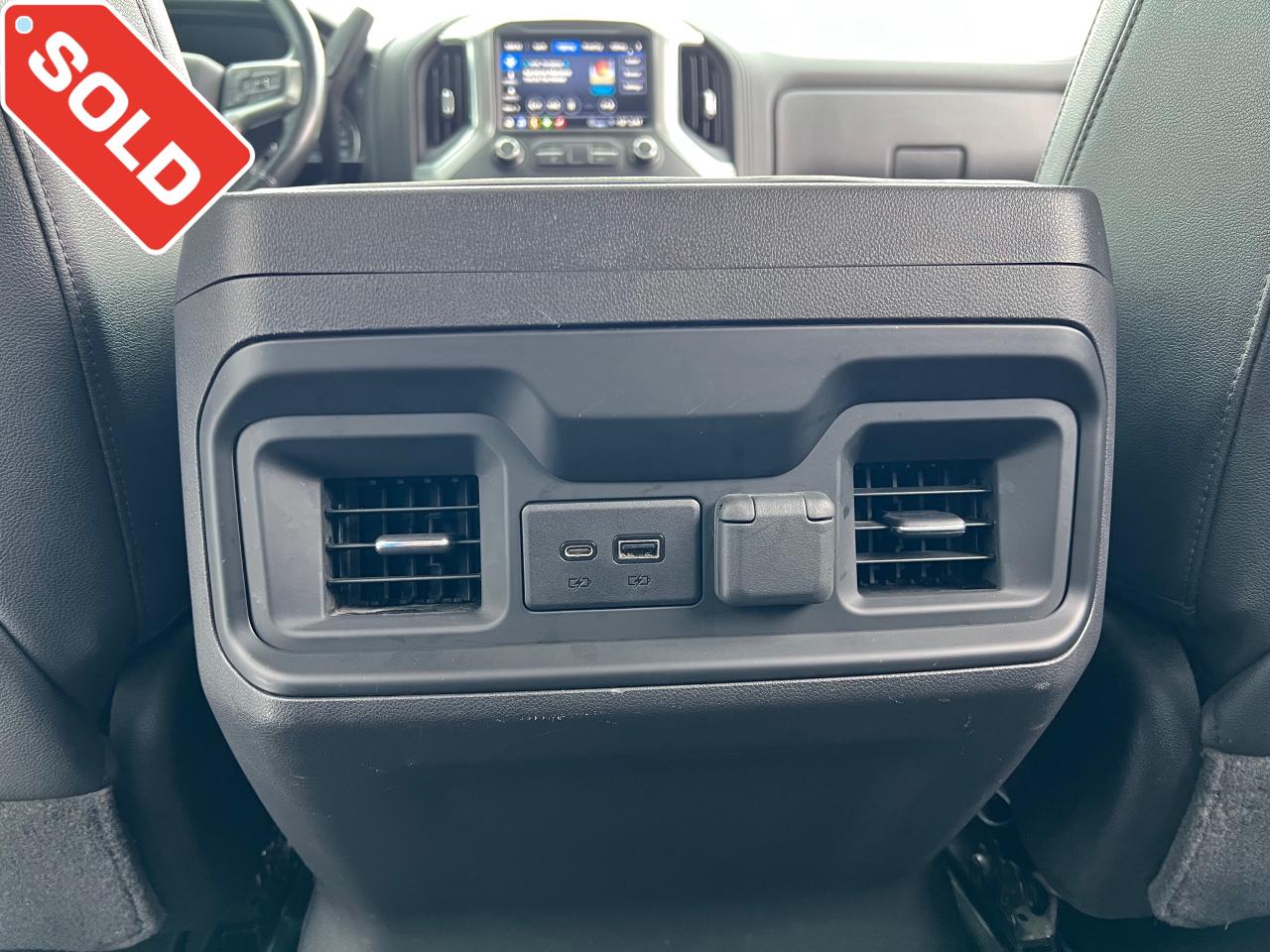 2021 Chevrolet Silverado 1500 LT Trail Boss One Owner | Trail Boss | Leather | Sunroof | 18" Wheels Photo