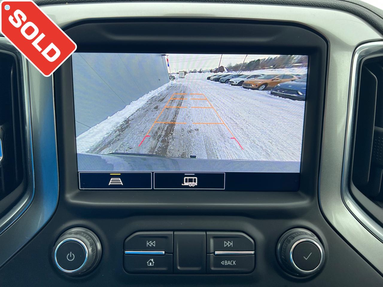 2021 Chevrolet Silverado 1500 LT Trail Boss One Owner | Trail Boss | Leather | Sunroof | 18" Wheels Photo